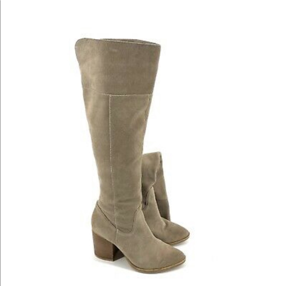 Steve Madden- size 8 Saudy knee high boots 👢
